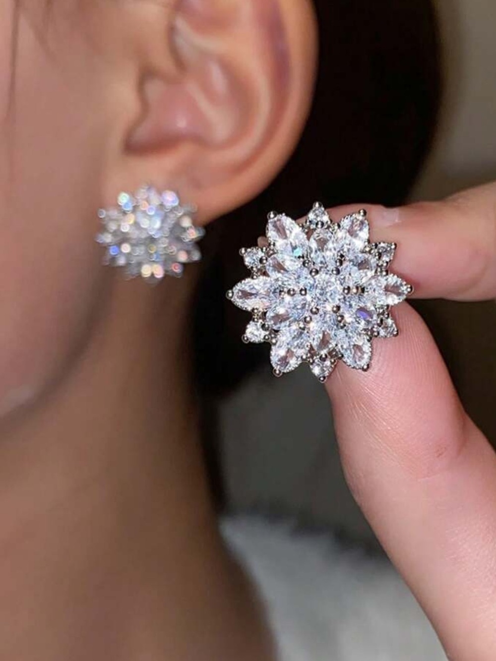 topshiny 2 Pcs Romantic Flower CZ Zirconia Big Pink Stud Earrings For Women